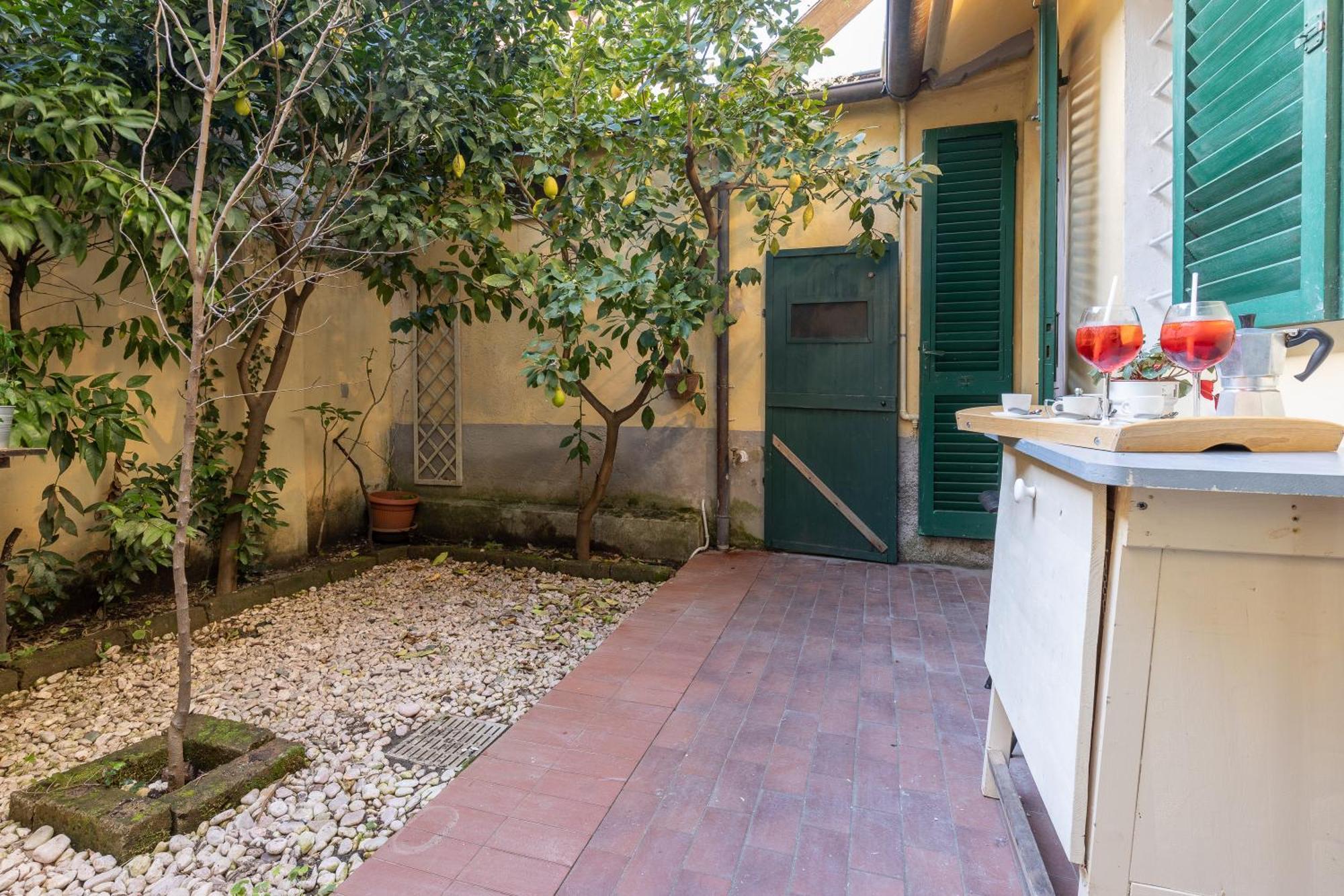 Lungarno Charismatic Apartment With Private Garden Pisa Exterior foto